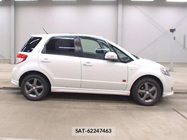 Suzuki SX4 2007-09 7891113-1