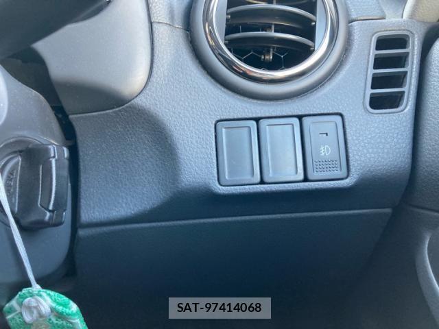 Suzuki SX4 2011-09 8629220-19