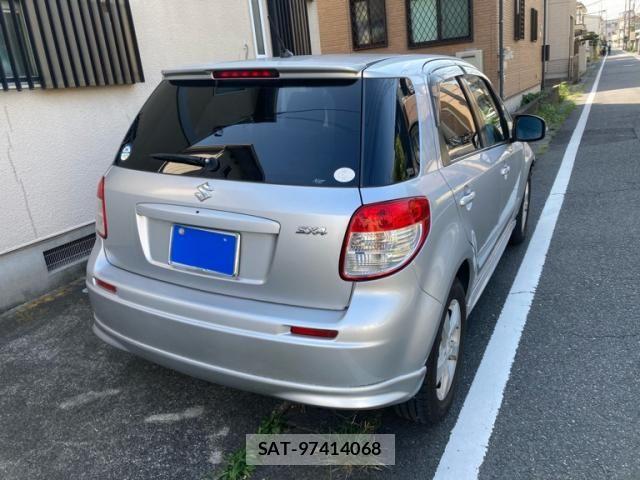Suzuki SX4 2011-09 8629220-4