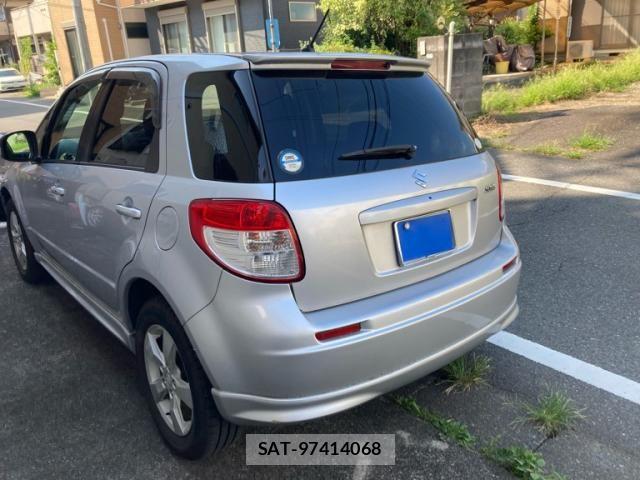 Suzuki SX4 2011-09 8629220-5