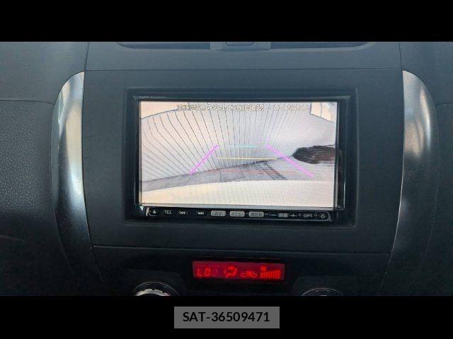 Suzuki SX4 2012-02 8831923-13