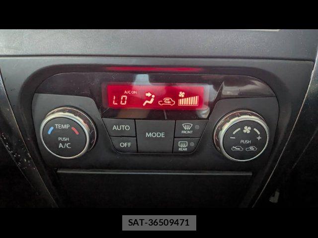 Suzuki SX4 2012-02 8831923-17