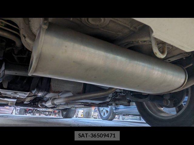 Suzuki SX4 2012-02 8831923-20