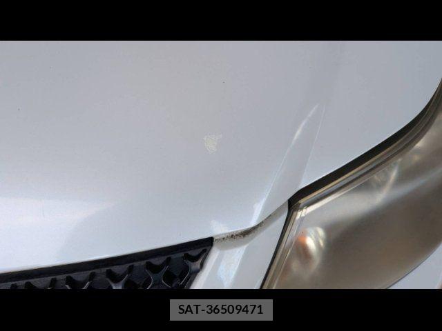 Suzuki SX4 2012-02 8831923-24