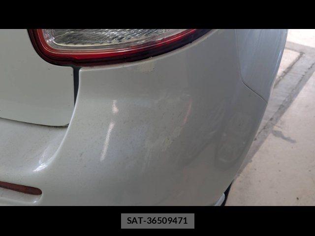 Suzuki SX4 2012-02 8831923-25