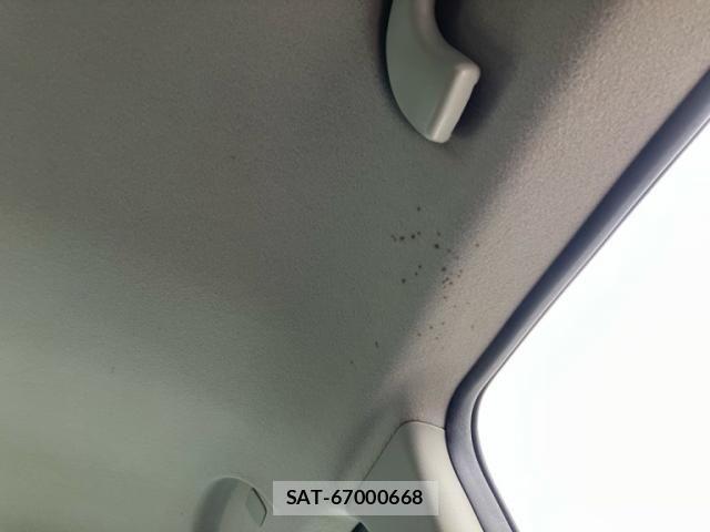 Suzuki SX4 2007-12 8882478-21