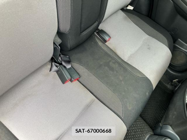 Suzuki SX4 2007-12 8882478-22