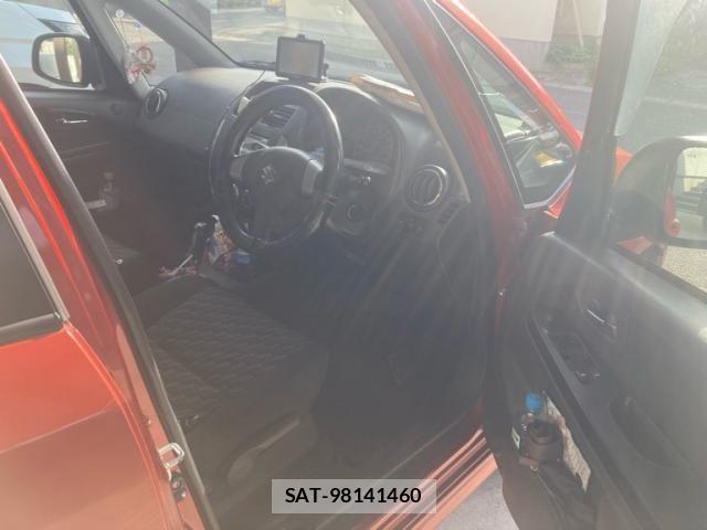 Suzuki SX4 2008-03 8527643-9
