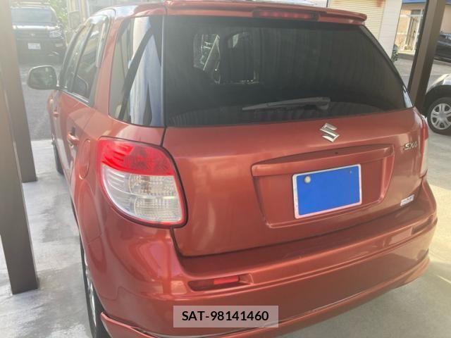 Suzuki SX4 2008-03 8527643-6