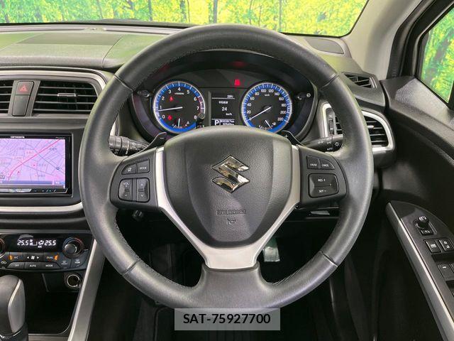 Suzuki SX4 S-CROSS 2015-07 7225800-10