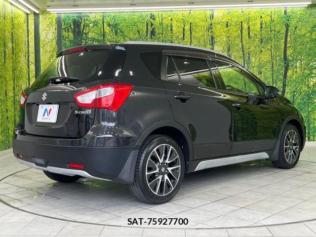 Suzuki SX4 S-CROSS 2015-07 7225800-16