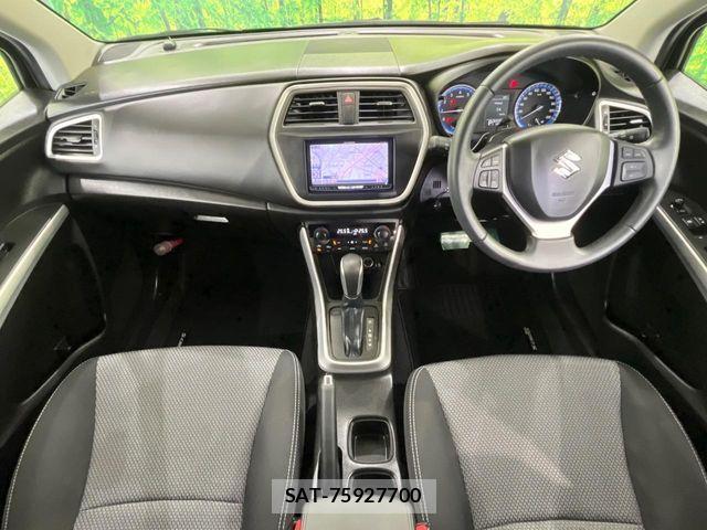 Suzuki SX4 S-CROSS 2015-07 7225800-1
