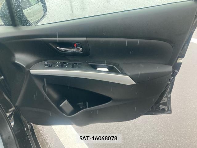 Suzuki SX4 S-CROSS 2018-01 7620580-14