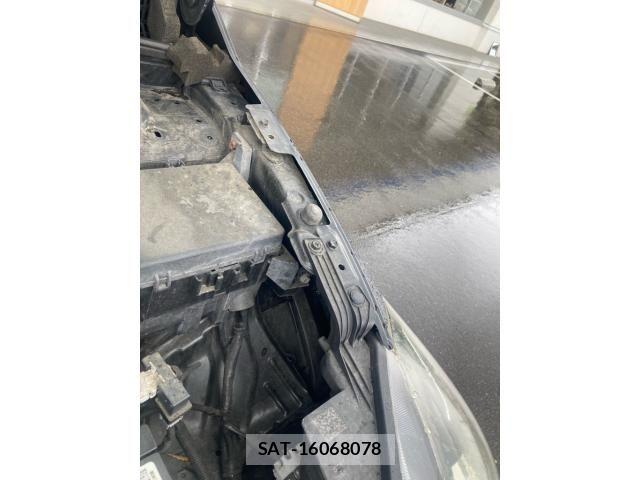 Suzuki SX4 S-CROSS 2018-01 7620580-21