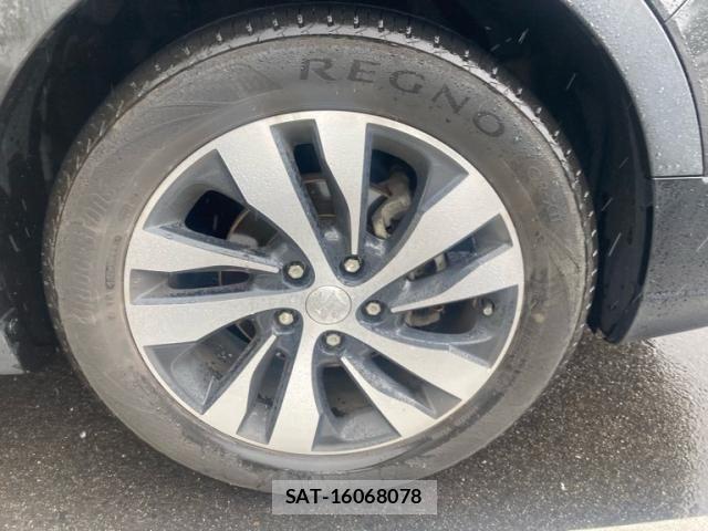 Suzuki SX4 S-CROSS 2018-01 7620580-4
