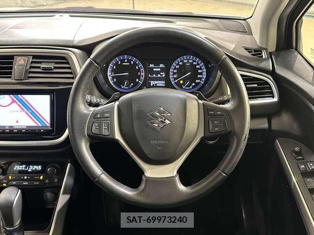 Suzuki SX4 S-CROSS 2017-07 8210519-9