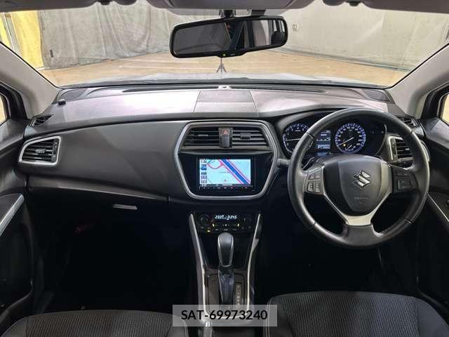 Suzuki SX4 S-CROSS 2017-07 8210519-17