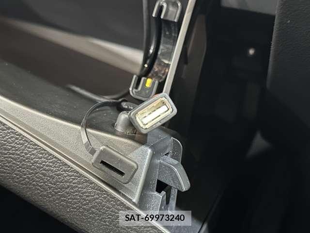 Suzuki SX4 S-CROSS 2017-07 8210519-27