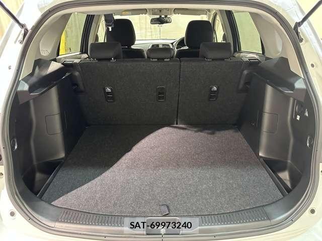 Suzuki SX4 S-CROSS 2017-07 8210519-29