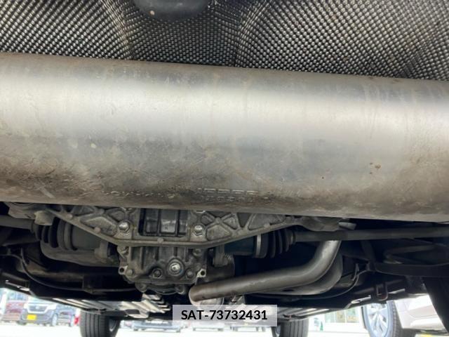 Suzuki SX4 S-CROSS 2017-07 7964011-11