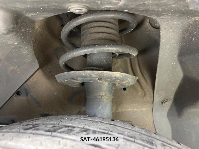 Suzuki SX4 S-CROSS 2015-08 7964010-19