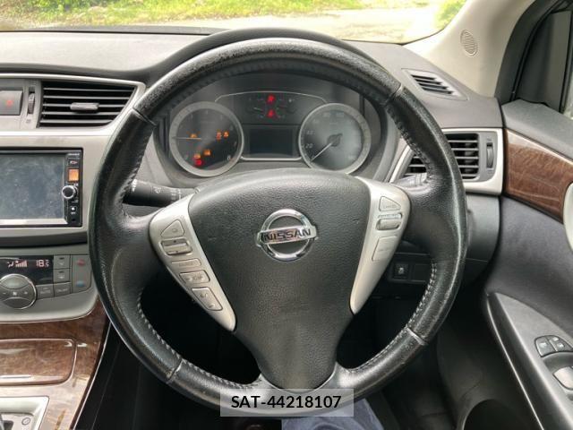 Nissan Sylphy 2013-02 7964012-12