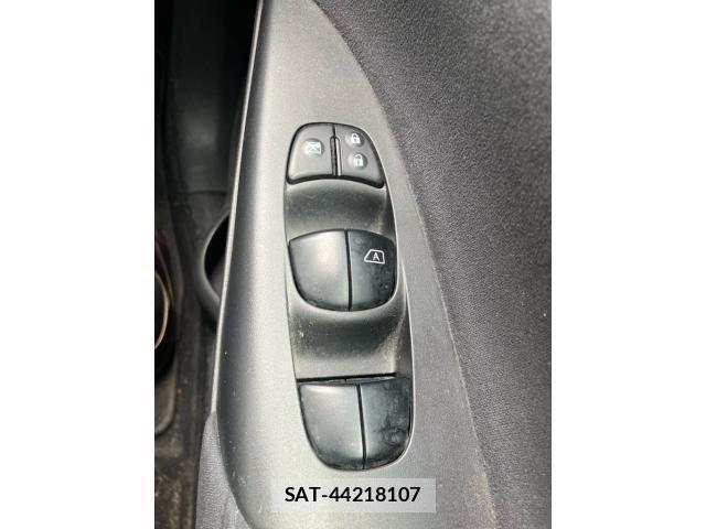 Nissan Sylphy 2013-02 7964012-20