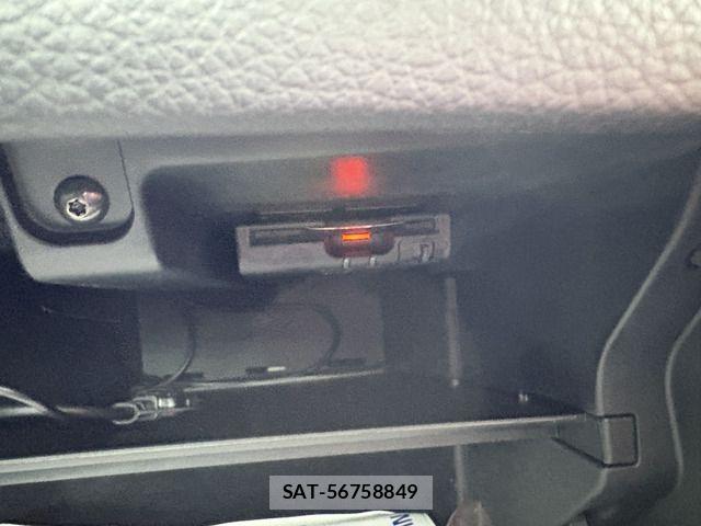 Nissan Sylphy 2013-07 7981225-8