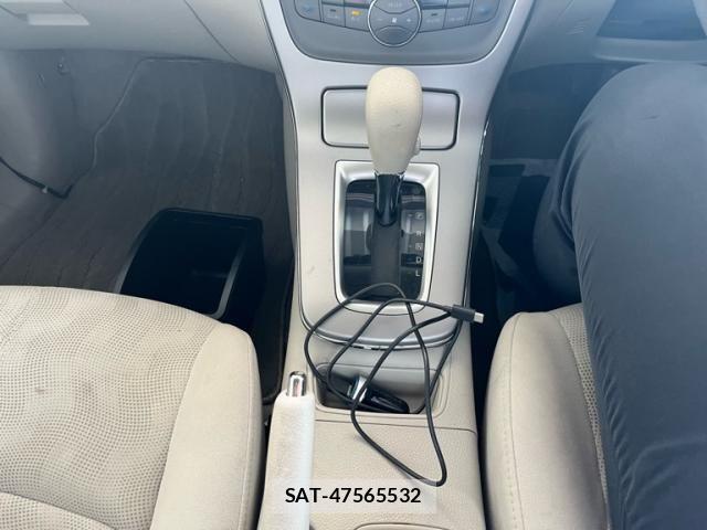 Nissan Sylphy 2013-07 8102166-19