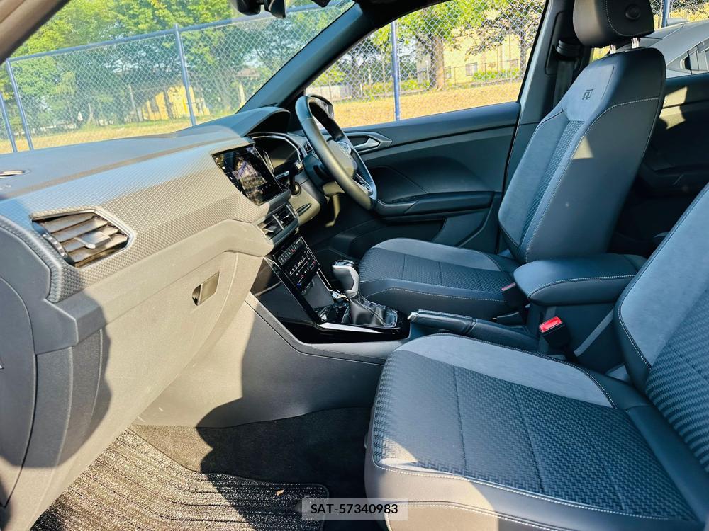 VolksWagen T-CROSS 2024-04 6806350-10