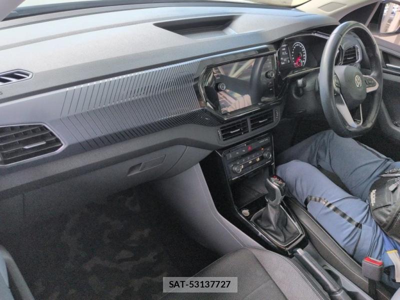 VolksWagen  2020-11 7747354-4