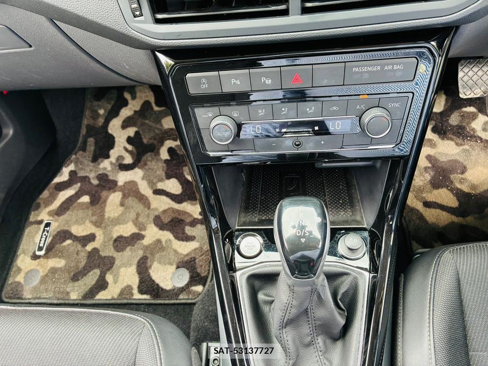VolksWagen T-CROSS 2020-11 7747354-17