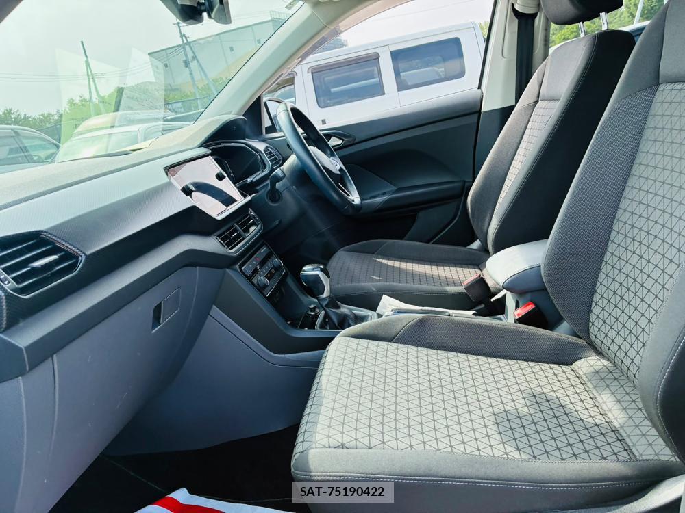 VolksWagen T-CROSS 2021-03 8240075-10