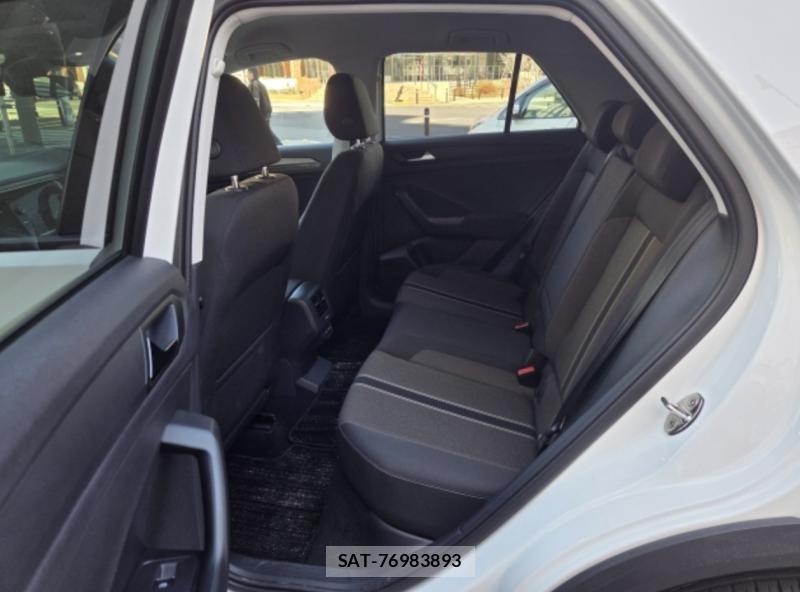 VolksWagen T-ROC 2022 4932367-16