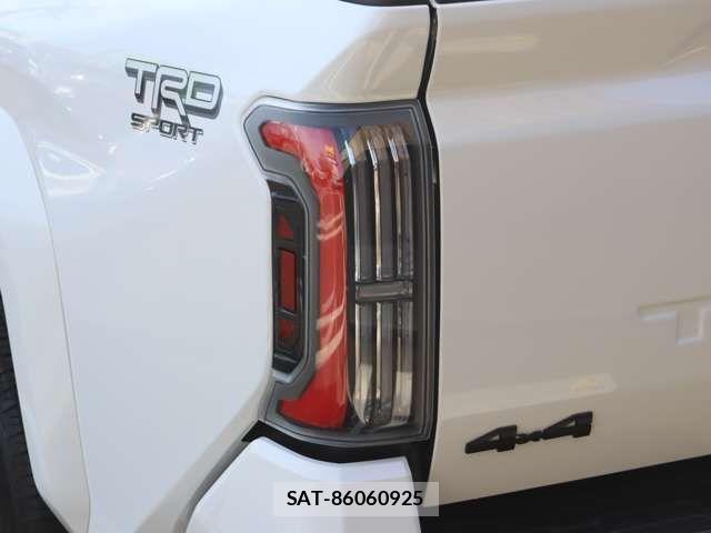 Toyota TACOMA 2026-01 7273067-12