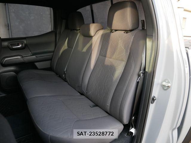 Toyota TACOMA 2019-10 2101165-16