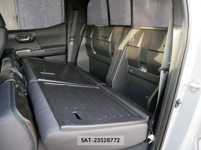 Toyota TACOMA 2019-10 2101165-17
