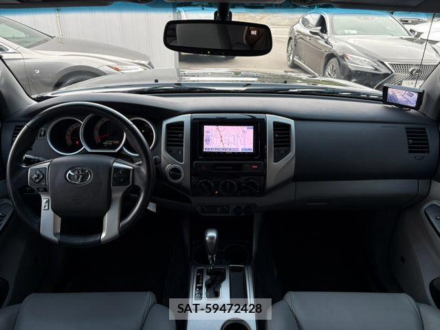 Toyota TACOMA 2015-11 8884435-15
