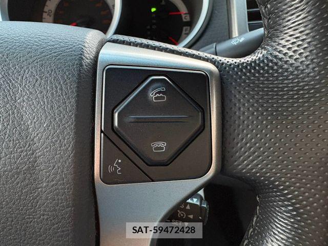 Toyota TACOMA 2015-11 8884435-22