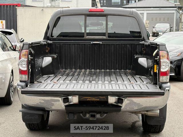 Toyota TACOMA 2015-11 8884435-8