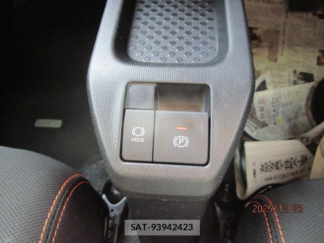 Daihatsu TAFT 2020-10 2034154-11