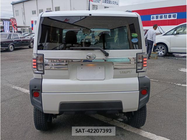 Daihatsu TAFT 2020-08 6678392-3