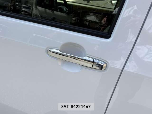 Daihatsu TAFT 2025-10 6684034-5