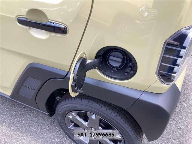 Daihatsu TAFT 2025-03 6913917-19