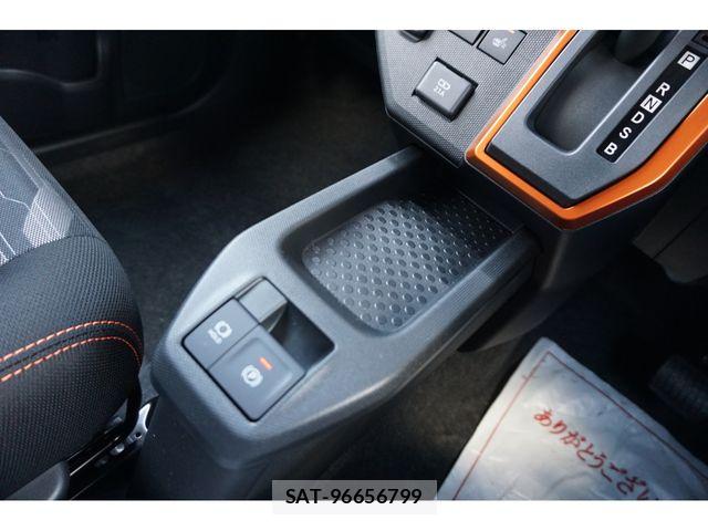 Daihatsu TAFT 2025-07 6998625-27