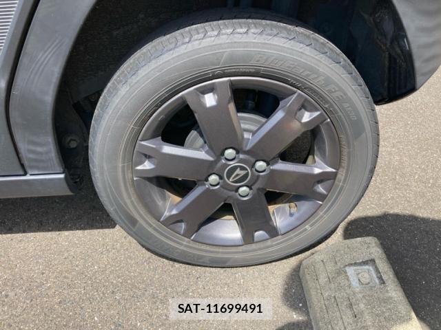 Daihatsu TAFT 2020-10 7225805-6