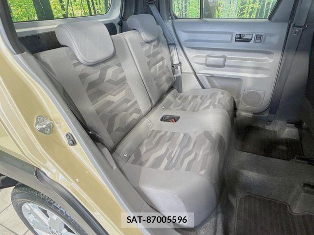 Daihatsu TAFT 2021-02 7225817-8