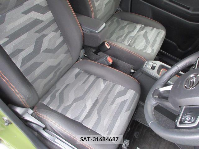 Daihatsu TAFT 2020-10 7225810-11