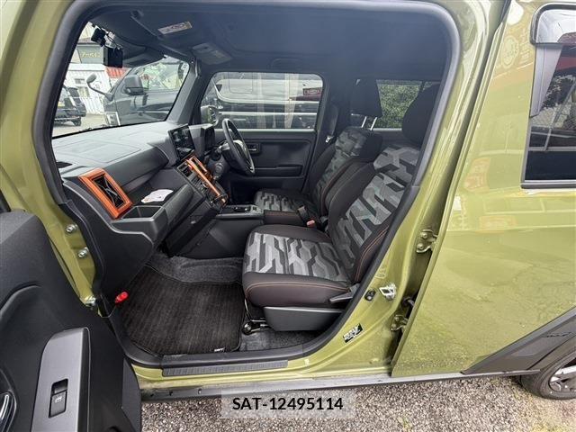 Daihatsu TAFT 2024-12 7225837-8