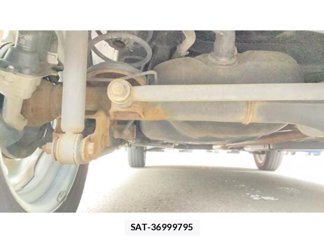 Daihatsu TAFT 2021-03 7330506-3